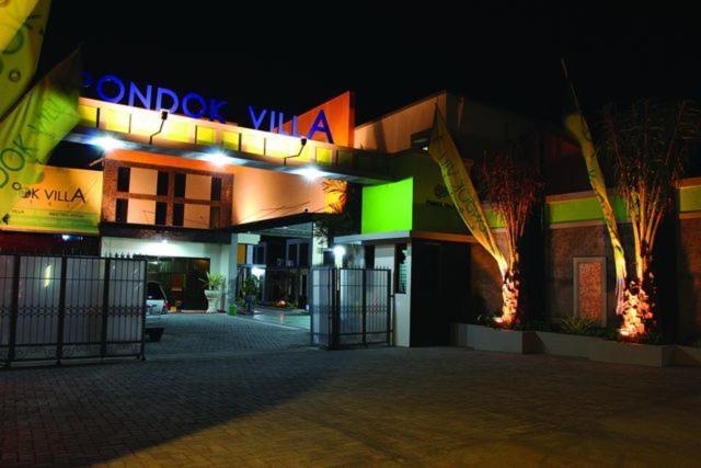 Pondok Villa Hotel ยอกยาการ์ตา ภายนอก รูปภาพ